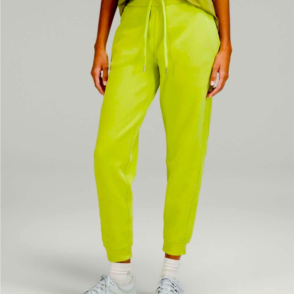 Lululemon scuba joger GREEN NEON